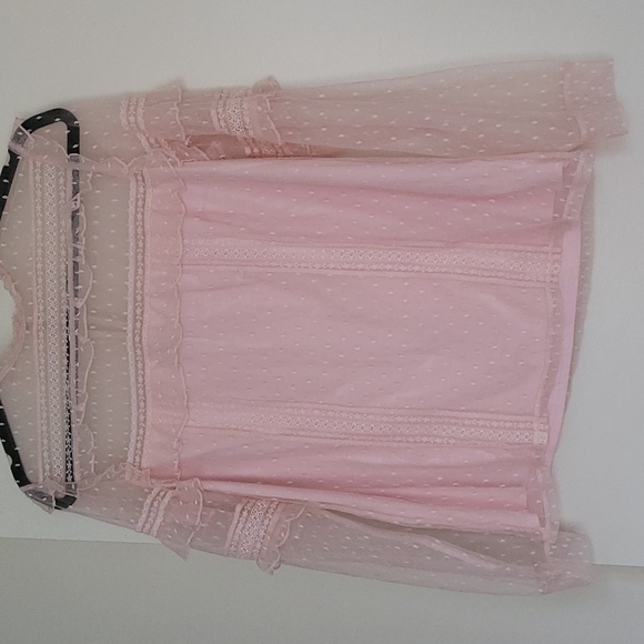 Cute Express lace top - Picture 1 of 5